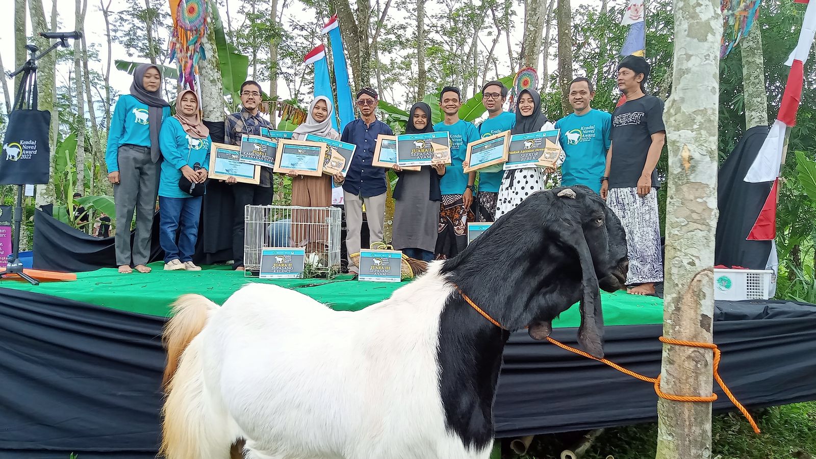 Guru Besar Prodi Sastra Indonesia FIB Undip di Kendal Novel Award